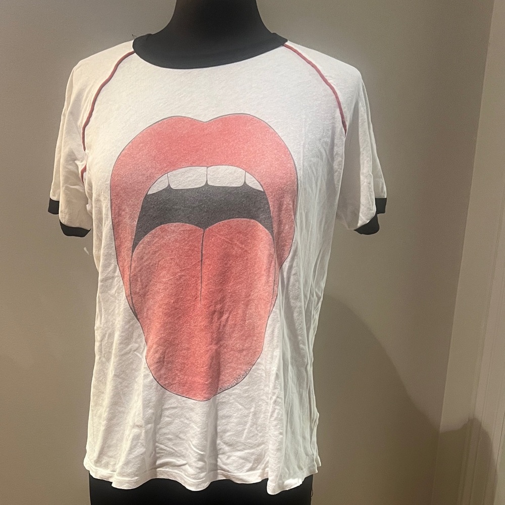 Lauren Moshi White and Black Tee with Pink Graphic